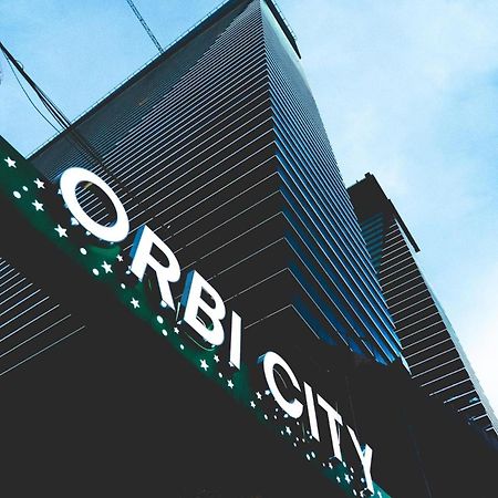Orbi City Central Aparthotel Batumi Exterior photo