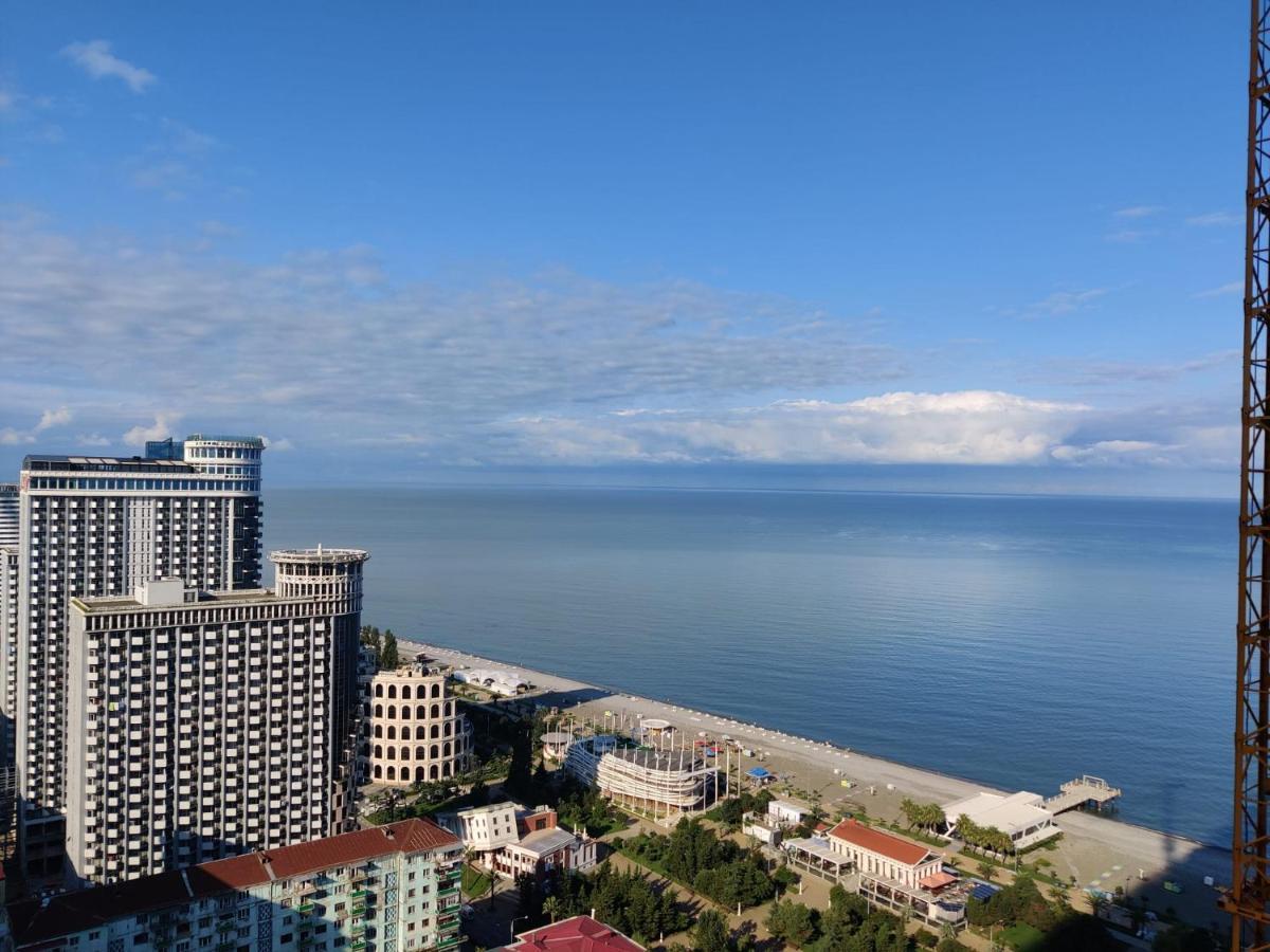Orbi City Central Aparthotel Batumi Exterior photo