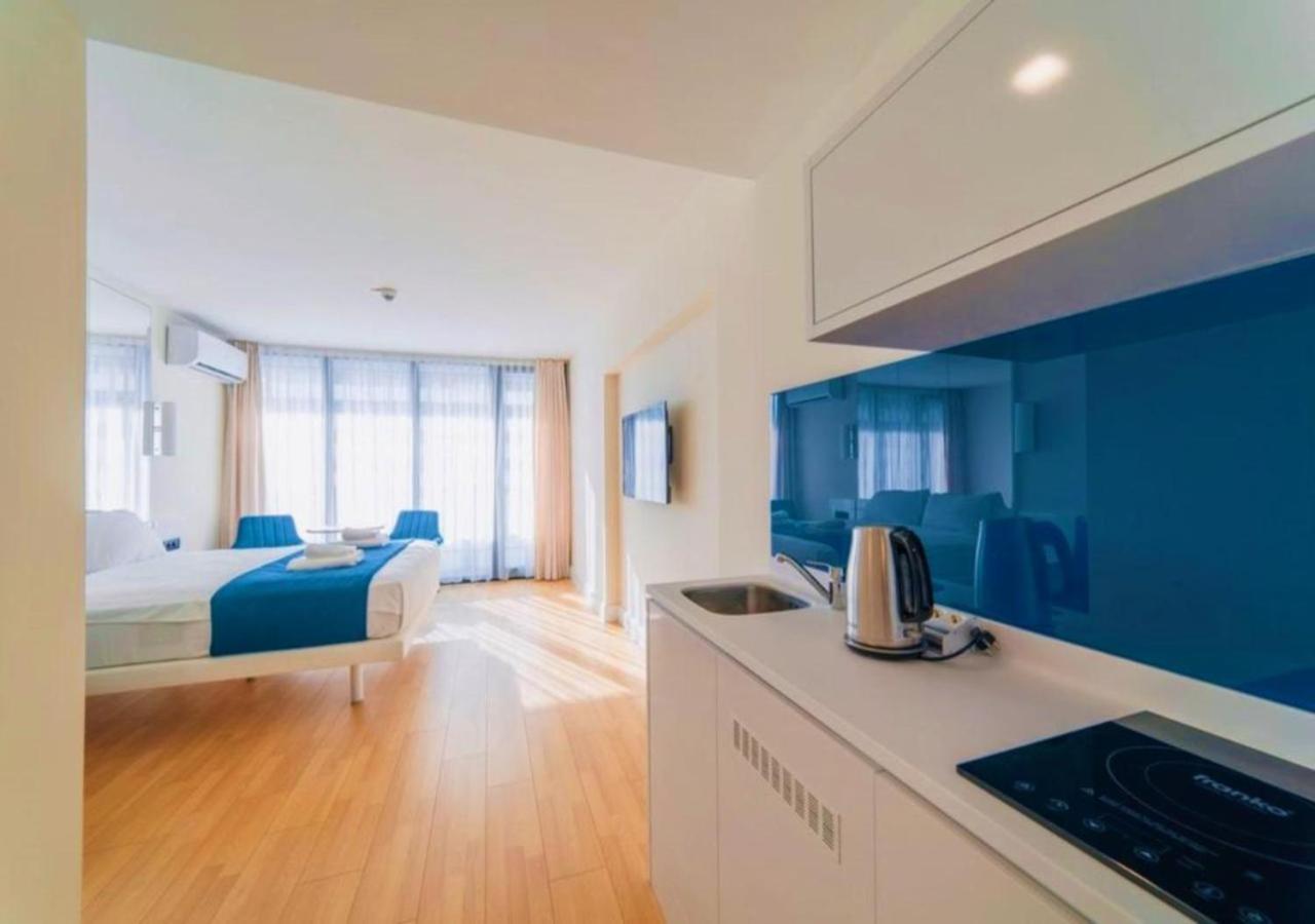 Orbi City Central Aparthotel Batumi Exterior photo